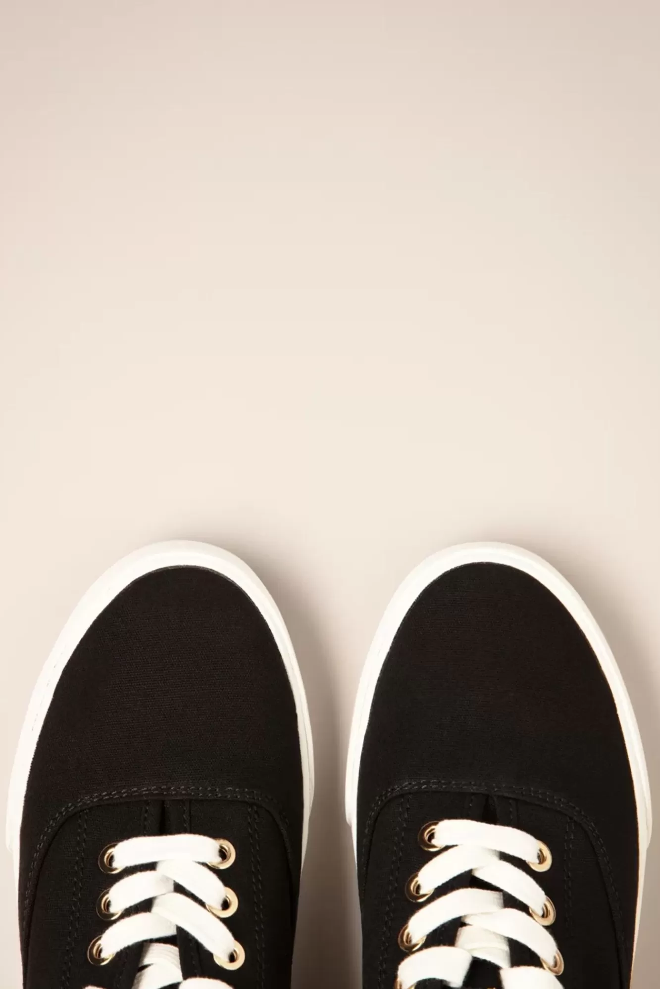 Best Tamaris Chloe Canvas-Sneaker In Schwarz