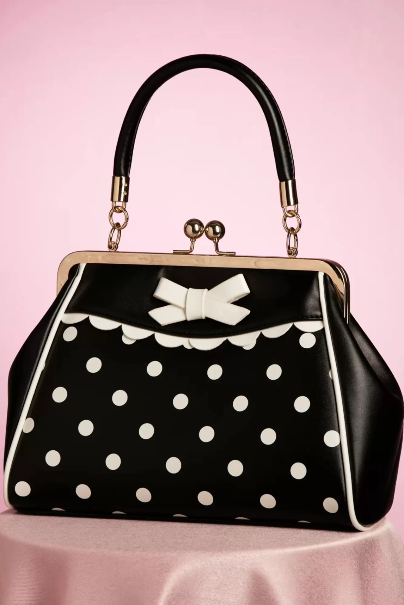 Shop Banned Retro Crazy Little Thing Bag In Schwarz