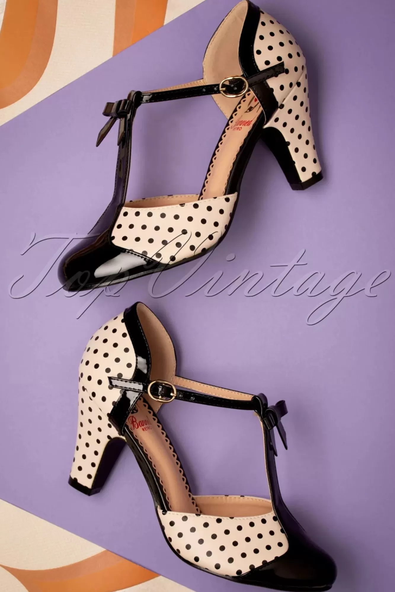 Best Banned Retro Kelly Lee Pumps Mit T-Strap In Schwarz Und Blush