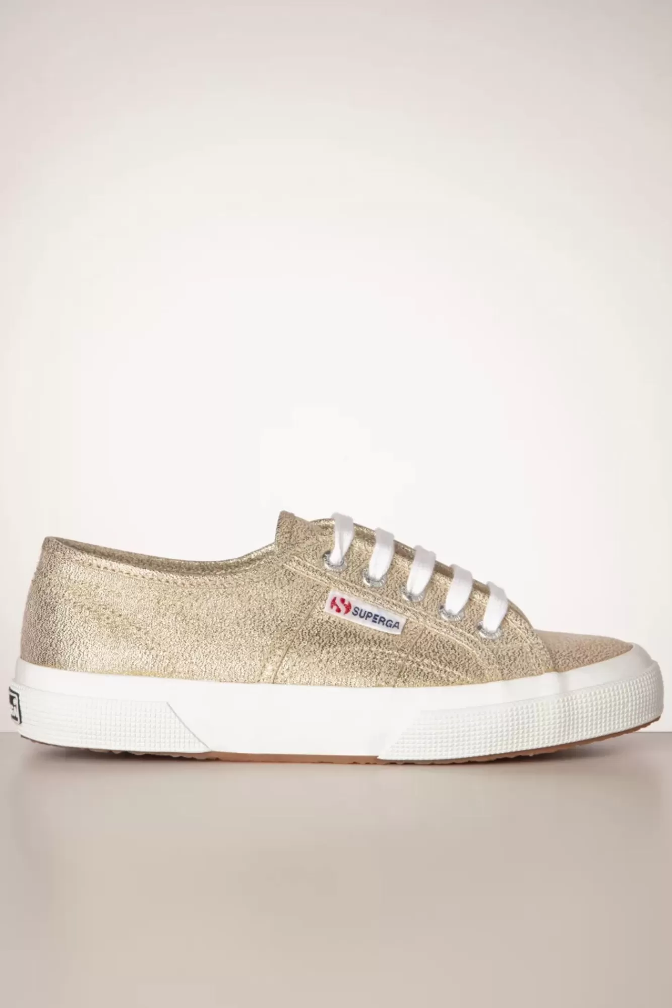 Shop Superga Klassische Glitzer-Sneaker In Gold