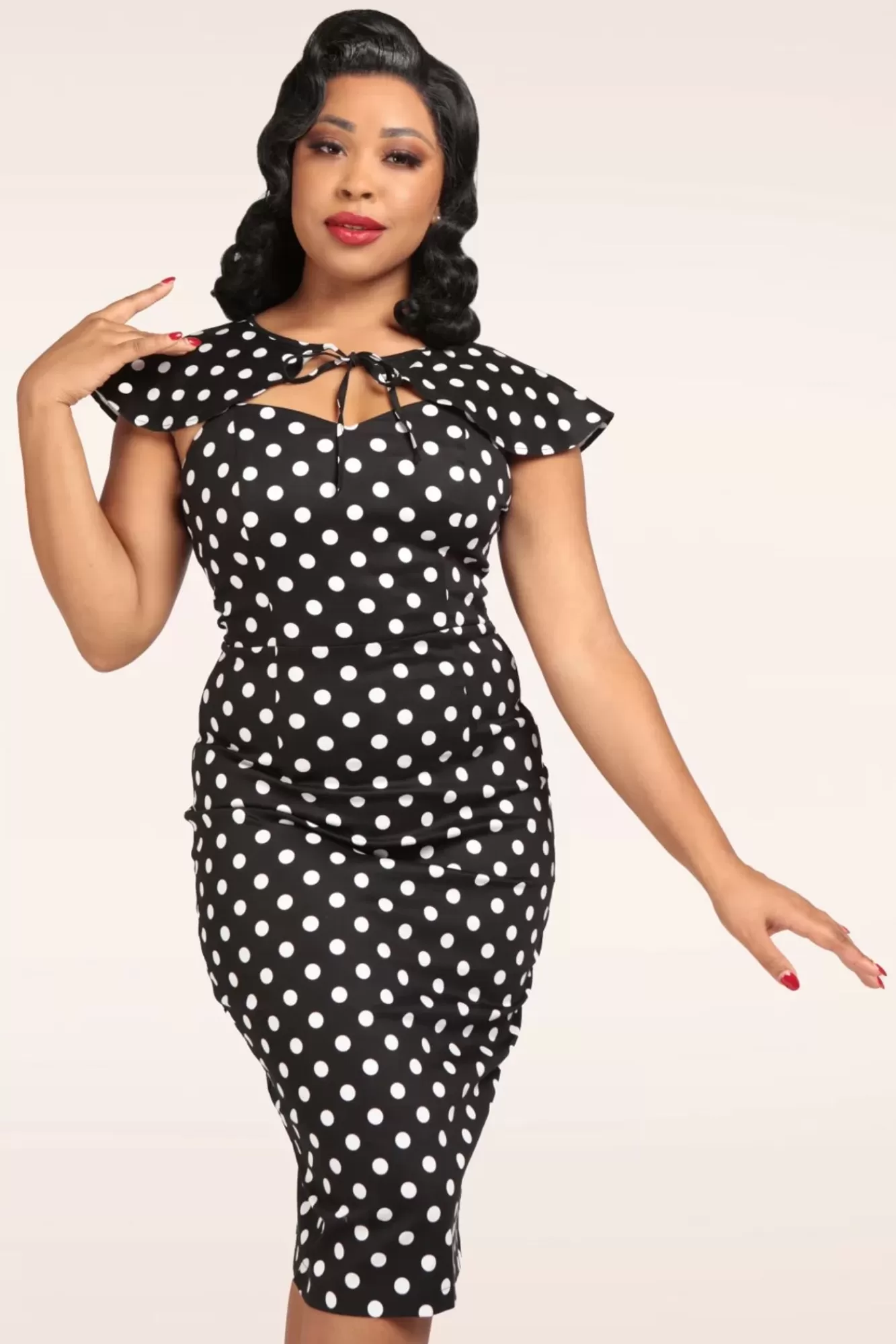 Online Collectif Clothing Lilla Polka Peplum Etuikleid In Schwarz