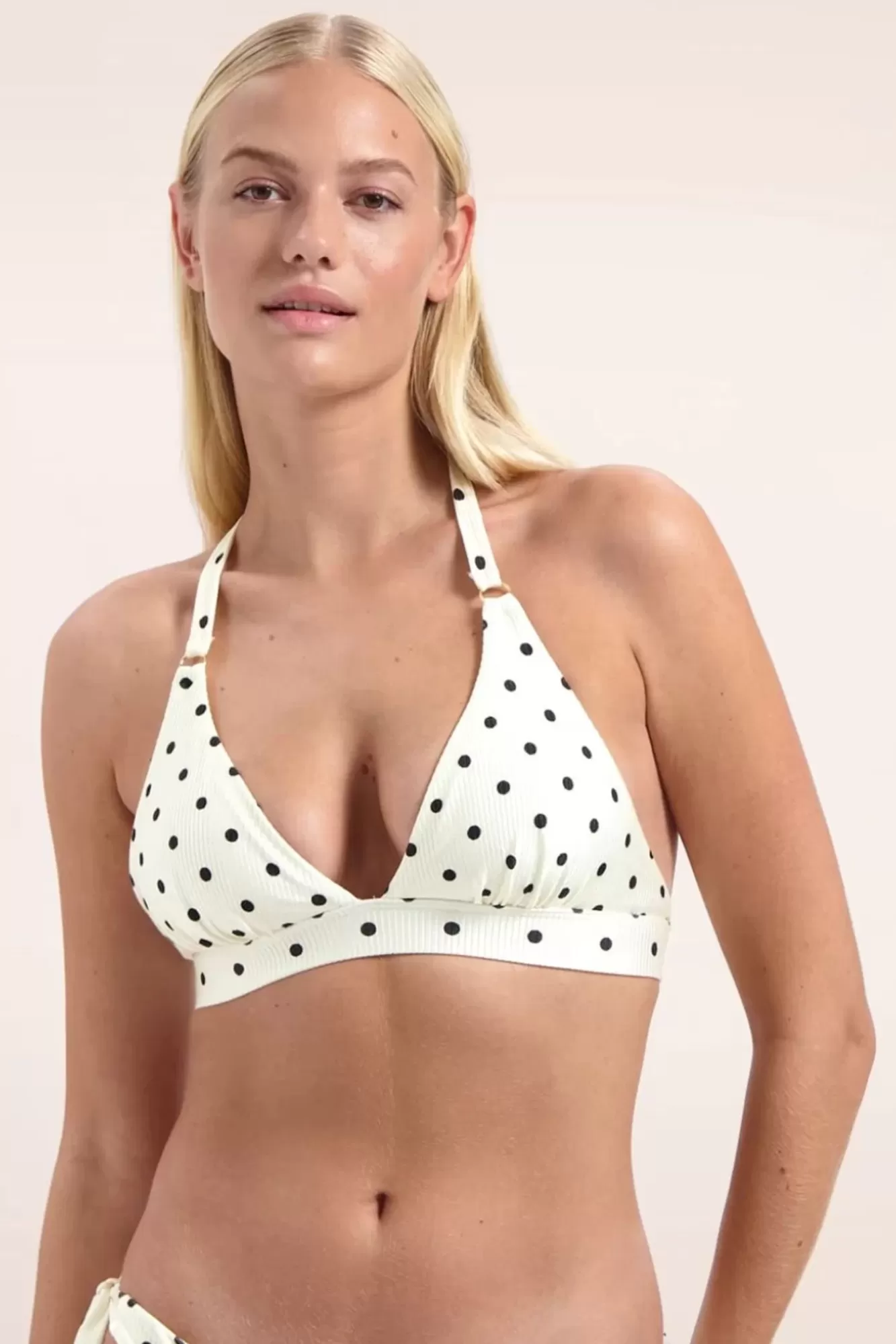 Store Cyell On Point Neckholder Bikinioberteil In Off White