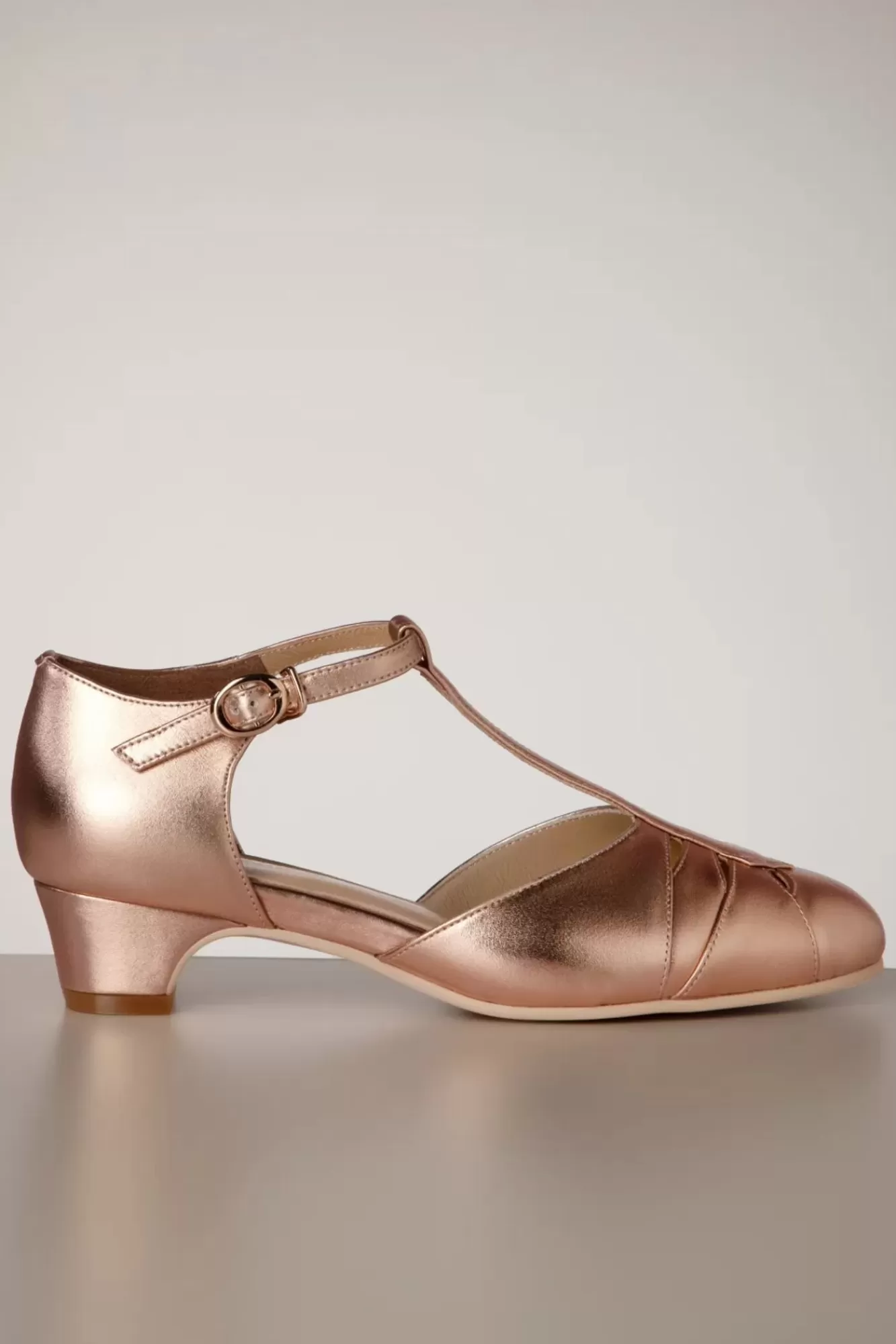 New Charlie Stone Petit Monaco T-Riemen Pumps In Rosegold