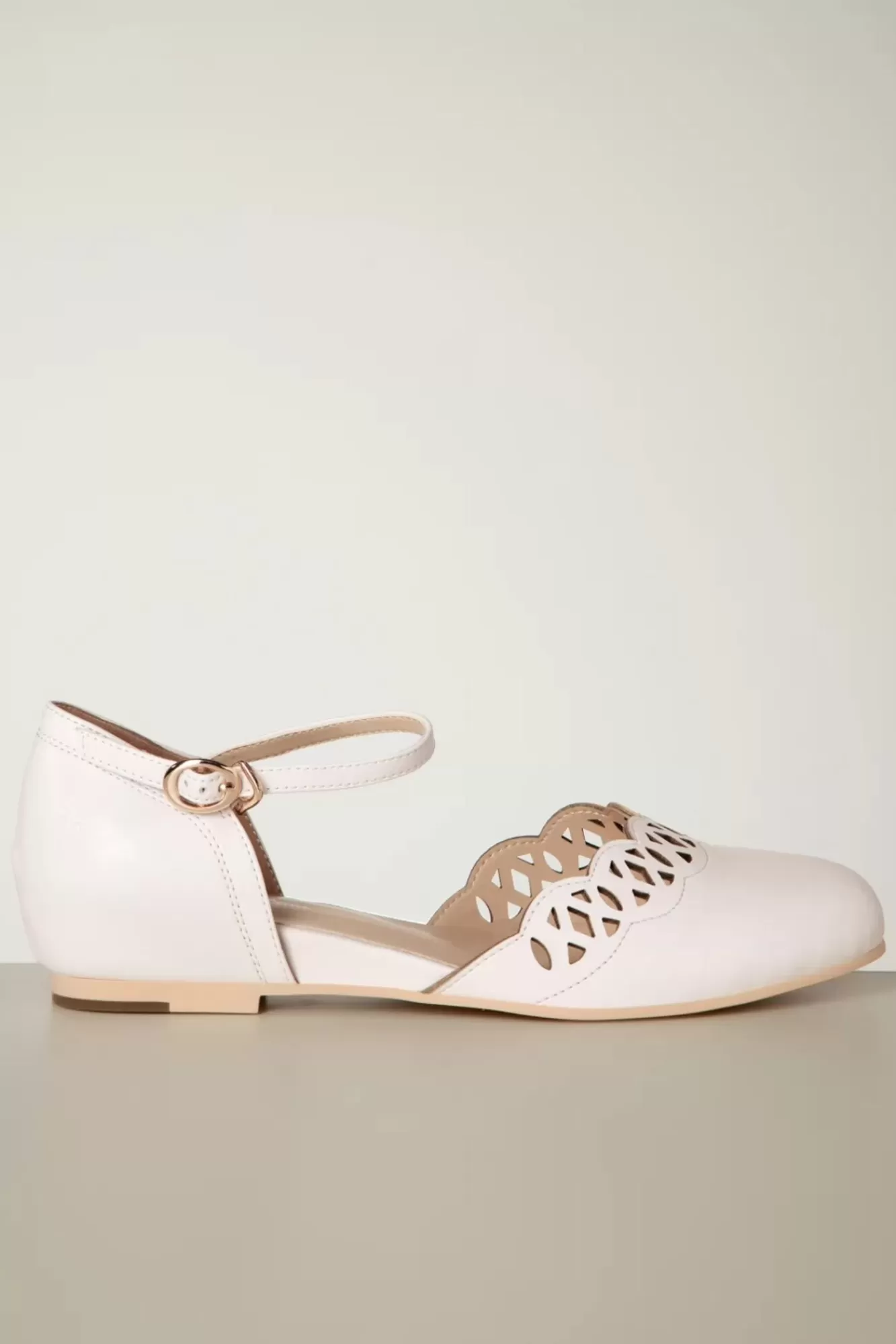 Best Charlie Stone Siena Flats In Chiffon Weis