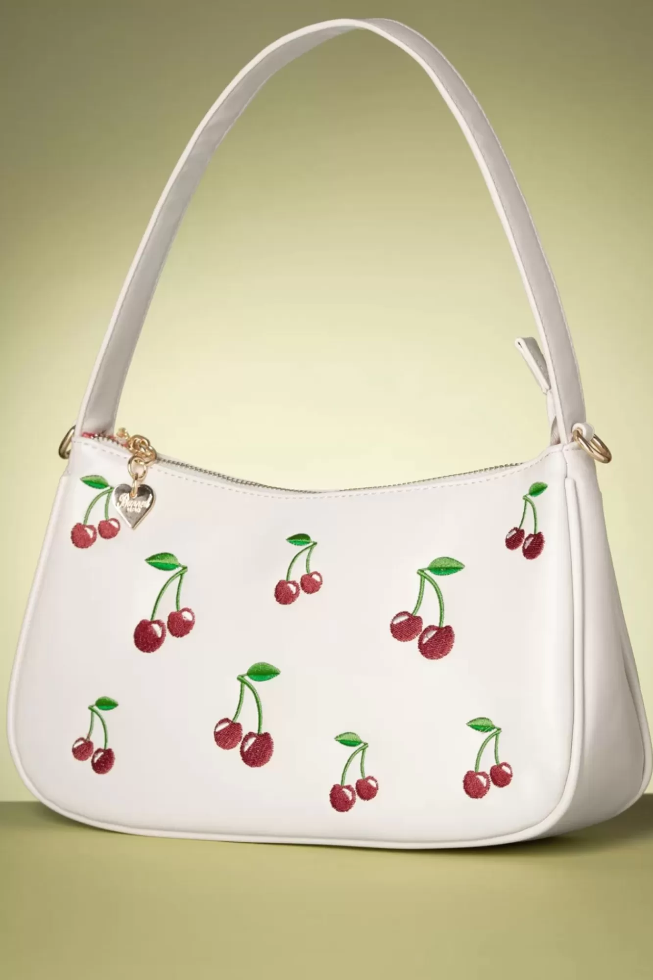 Store Banned Retro Wild Cherry Handtasche In Off White